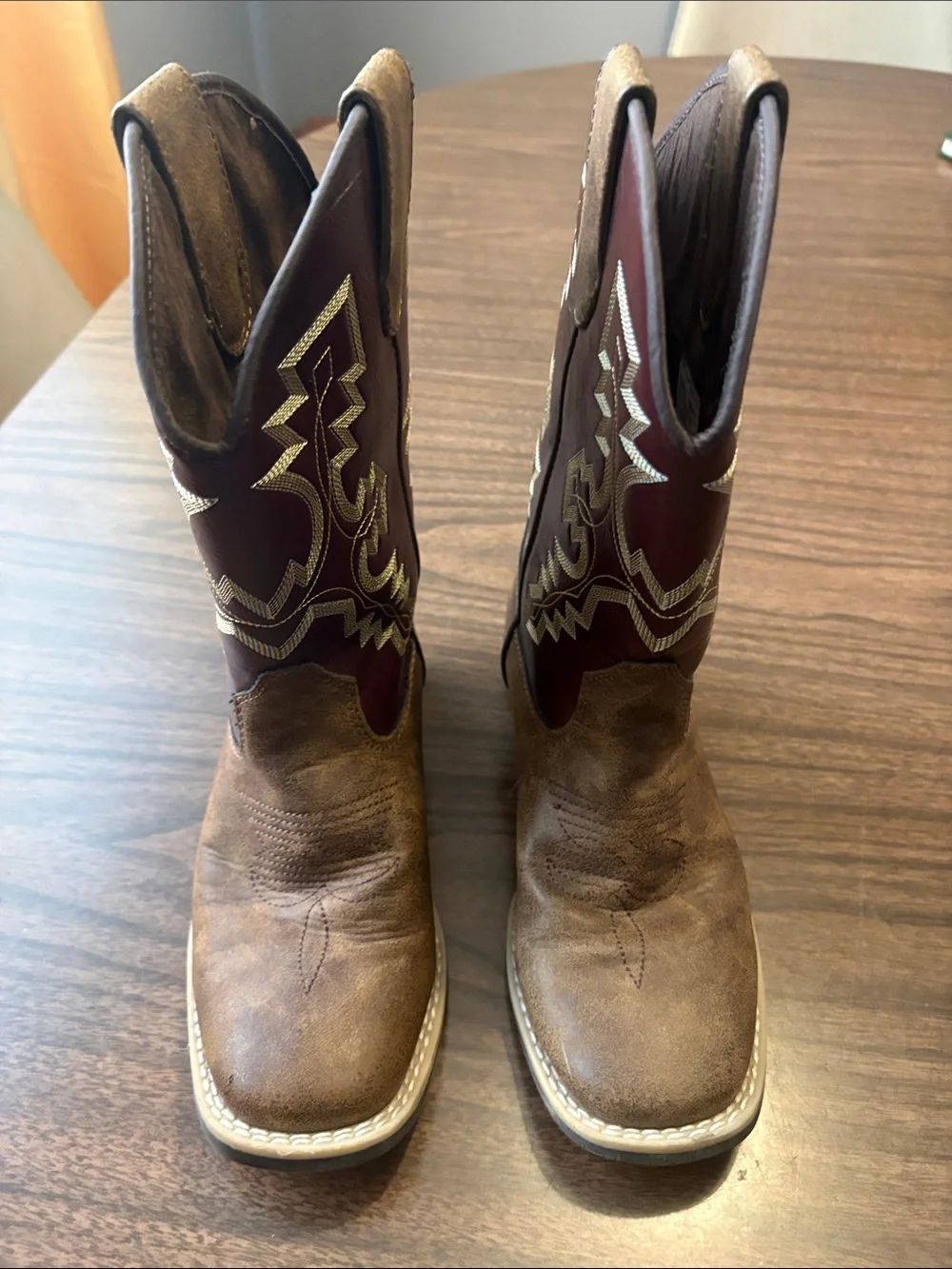 Twister Size 2 Blake Burgundy Brown Square Toe Cowboy Boots Leather